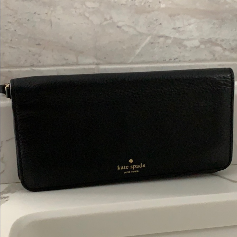 Kate Spade Black checkbook wristlet